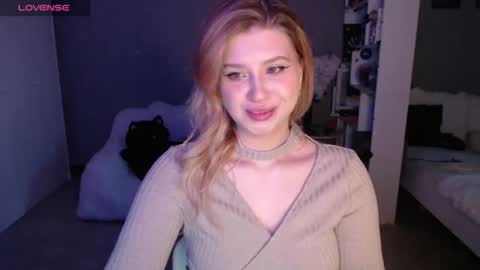 sweet_nicole_333 online show from 06.10.26