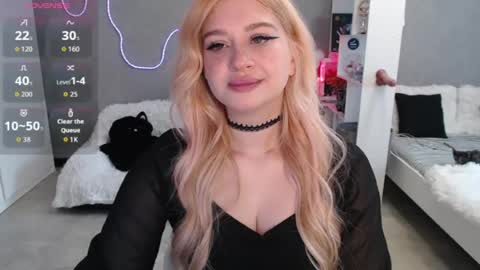 sweet_nicole_333 online show from 07.31.26