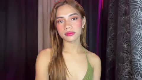 Snapshot of sweet_nikki03 chatting on 01.06.26 sweet_nikki03 online show from 01.06.26