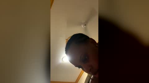 Snapshot of sweet_nipple1996 chatting on 03.15.26 maya online show from 03.15.26