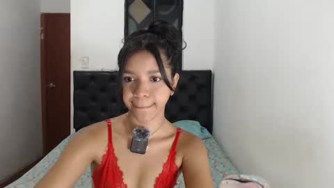 petite sweet online show from 05.04.26