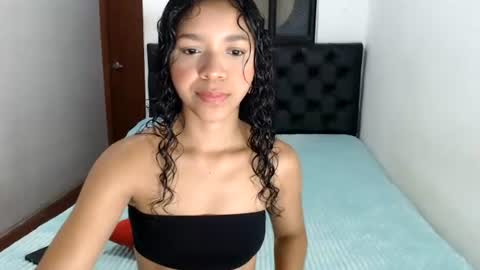 petite sweet online show from 06.12.26