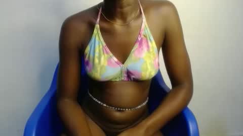 Snapshot of sweet_rayaxx chatting on 02.25.26 raya online show from 02.25.26