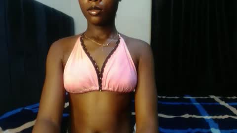 Snapshot of sweet_rayaxx chatting on 02.26.26 raya online show from 02.26.26