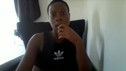 Snapshot of sweet_rayaxx chatting on 03.29.26 raya online show from 03.29.26