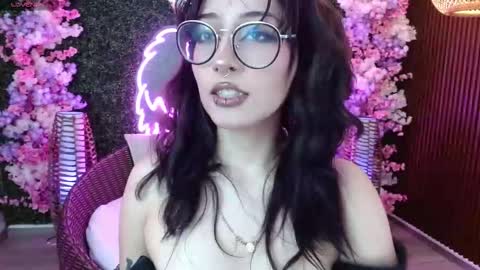 Roxanee online show from 03.27.26