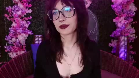 Snapshot of sweet_roxanee chatting on 06.24.26 Roxanee online show from 06.24.26