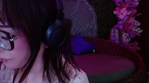 Snapshot of sweet_roxanee chatting on 07.06.26 Roxanee online show from 07.06.26