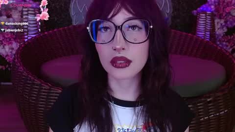Snapshot of sweet_roxanee chatting on 07.10.26 Roxanee online show from 07.10.26