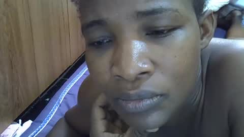 Snapshot of sweet_shari chatting on 09.14.25 Princess shari online show from 09.14.25