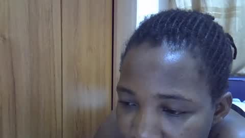 Snapshot of sweet_shari chatting on 09.21.25 Princess shari online show from 09.21.25