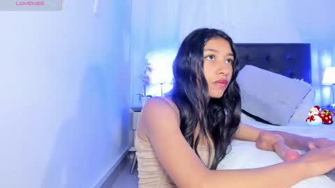 Snapshot of sweet_sofi0 chatting on 12.17.25 Im sofi online show from 12.17.25