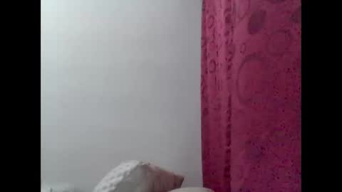 Snapshot of sweet_starxx chatting on 03.02.25 Yeileen online show from 03.02.25