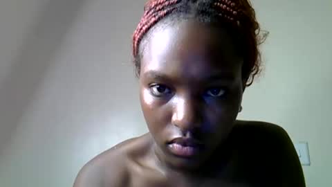 Snapshot of sweet_strawberina chatting on 03.31.26 sweet_strawberina online show from 03.31.26