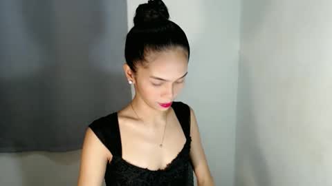 Snapshot of sweet_tyla chatting on 11.03.25 sweet_tyla online show from 11.03.25