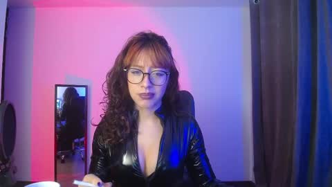 Snapshot of sweet_venus4 chatting on 03.23.26 sweet_venus4 online show from 03.23.26