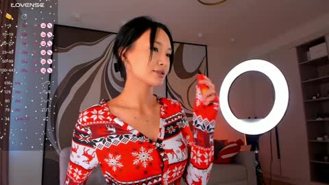 Yasu online show from 12.25.24