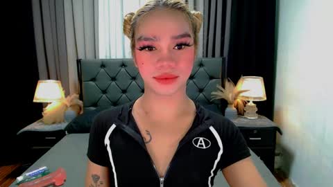 bea takashi  online show from 05.07.26