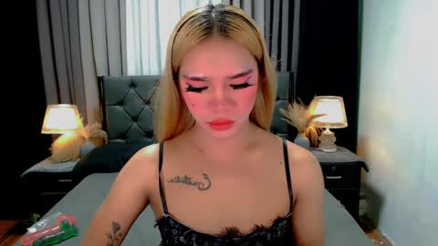 bea takashi  online show from 05.11.26