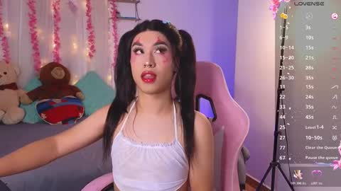 sweetalana__ online show from 10.25.25