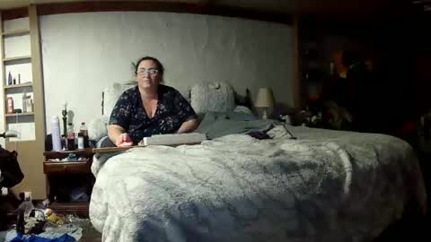 DJ  M 489 Babygirl  F 37 online show from 02.01.26