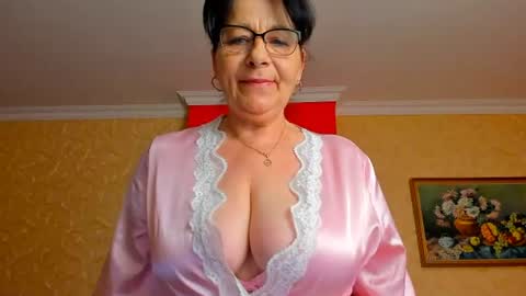 Snapshot of sweetangell69_ chatting on 06.15.26 Viorica online show from 06.15.26