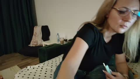 Ania online show from 01.28.25