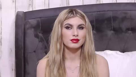 Snapshot of sweetanisia chatting on 09.27.25 Anisia online show from 09.27.25