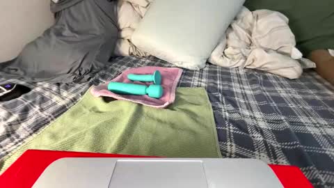 Sweetbear online show from 03.11.26