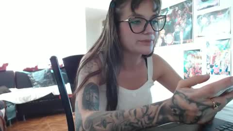 Bella  online show from 10.01.25