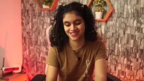 Salom independent model online show from 03.09.26