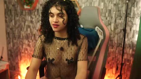 Salom independent model online show from 04.23.26