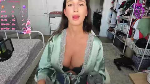 Anna online show from 02.03.26