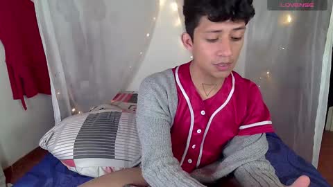 Snapshot of sweetc4meron chatting on 01.22.25 Cameron Alejandro online show from 01.22.25