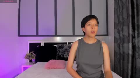Eva Short hair girl  - Victoria Long red hair online show from 07.13.26