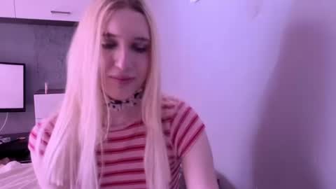 sweetcrystalll online show from 06.21.26