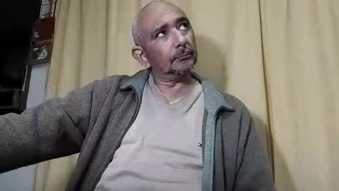 sweetcuervo independent model online show from 10.28.25