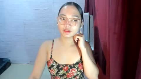 SOPHIA online show from 09.08.25