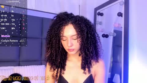 M I A online show from 09.20.25