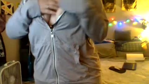 Snapshot of sweetdarcydoll chatting on 09.27.25 sweetdarcydoll online show from 09.27.25