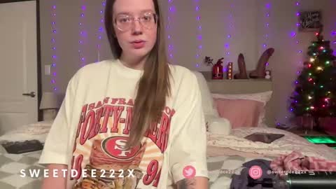 Snapshot of sweetdee222x chatting on 12.13.24 Delilah Samson online show from 12.13.24