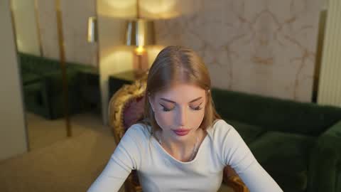 Amelia online show from 10.06.25