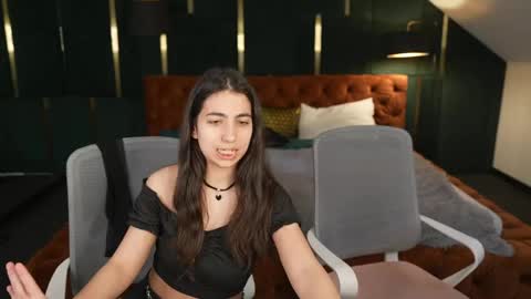 Amelia online show from 04.18.26