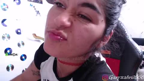 Snapshot of sweetdevil631 chatting on 12.20.24 Abril online show from 12.20.24