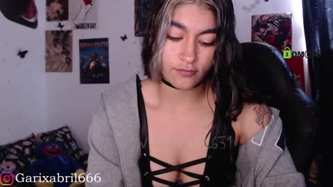 Snapshot of sweetdevil631 chatting on 01.17.25 Abril online show from 01.17.25