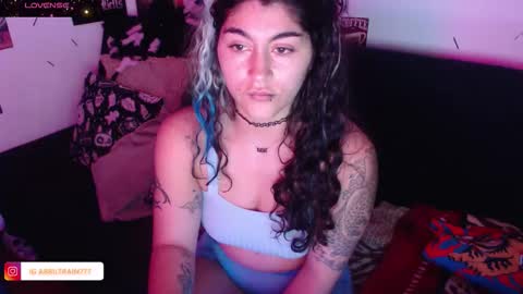 Snapshot of sweetdevil631 chatting on 11.28.25 Abril online show from 11.28.25