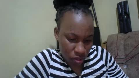 sweetdiva2012 online show from 10.26.25