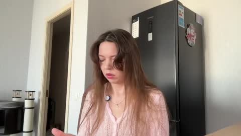 Snapshot of sweetdreamvic chatting on 05.04.26 Vicktorious online show from 05.04.26