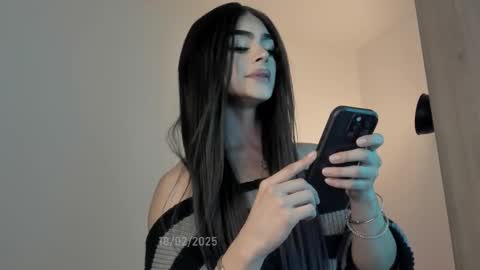 Bella online show from 02.18.25