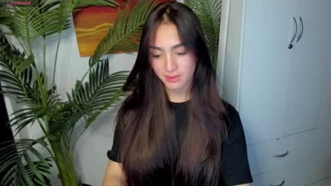 Snapshot of sweetestmallow chatting on 12.29.24 mallow online show from 12.29.24